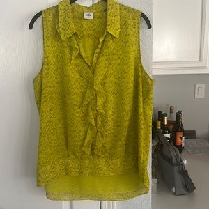 Very cute cabi blouse